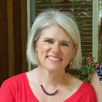 Julie Kapsandy, Mat