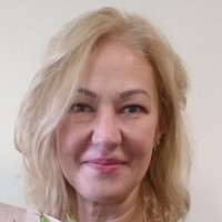Елена Левченко