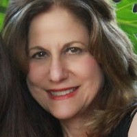 Leslie Eisenberg