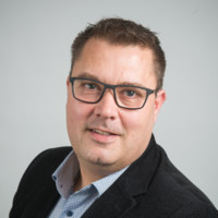 Manfred Wennekes