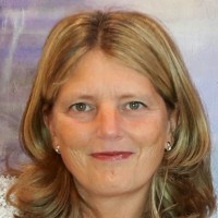Annemieke Den Hertog