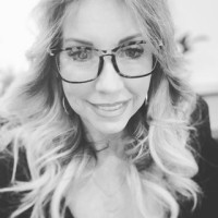 Dena Stacey