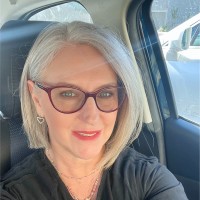 Suzanne Murray