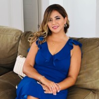 Mirella Arteta Vásquez-Caicedo