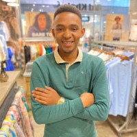 Onele Njokweni
