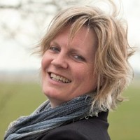 Annemiek Pons