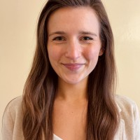 Alexandra Van Kirk, Eit