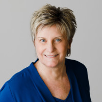 Gail Hayes, Cisr, Cpia