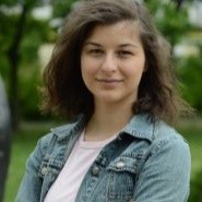 Reka Leitereg-Komaromi