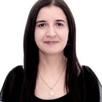 Andrea Patricia Alba Molina