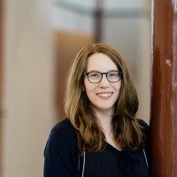 Dr. Jennifer Papies