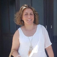 Isabel Santos
