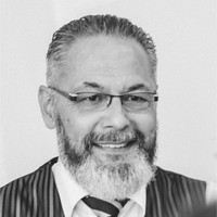 Michael Smit