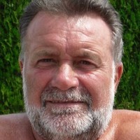 Les Irvine