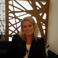 Valerie De Bondt