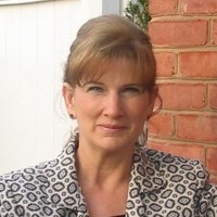 Linda Kelly