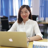 Lorraine Lee