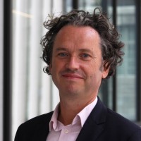 Prof. Dr. Sascha Peters