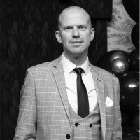 Stuart Cox