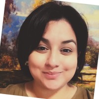 Claudia E. Reyes