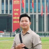 Việt Lê