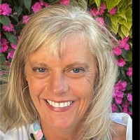 Linda Tipton