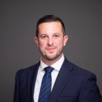 Alan Risola, Mba