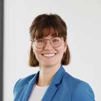 Simone M.