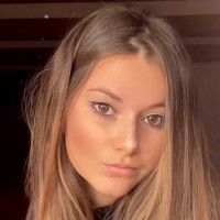 Núria Voltes Miret