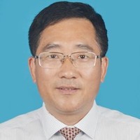 李子龙