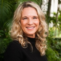 Lori Kendall