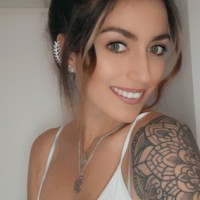 Laura Mercier