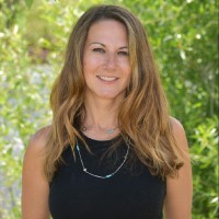 Lauren Bloom