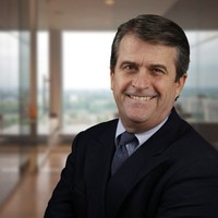 Warren Dean