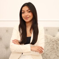 Laura L.