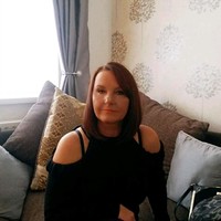 Lesley Rowe