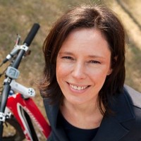Anneke Peters