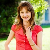 Елена Комиссарова