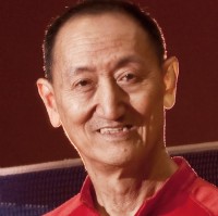 Lewis L Wei