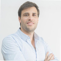 Emiliano De León
