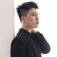 Nhân Huỳnh