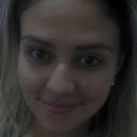 Professora Fabíola Alexandrino