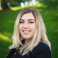 Adelina Dainys, Mba