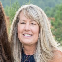 Suzanne Dierks