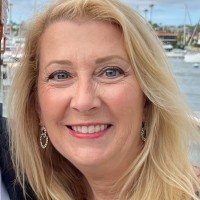 Janine Dunn, Med