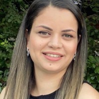 Özlem Ayna