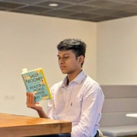 Srinithi Tr