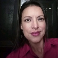 Carmen Cifuentes Macz