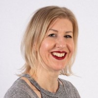 Dr Hannah Spring