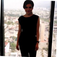 Adriana Flores